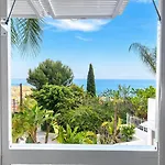 Pop Monaco Villa *
