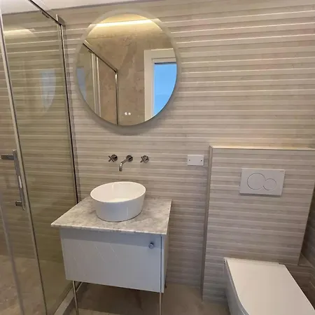 Pop Monaco فيلة *